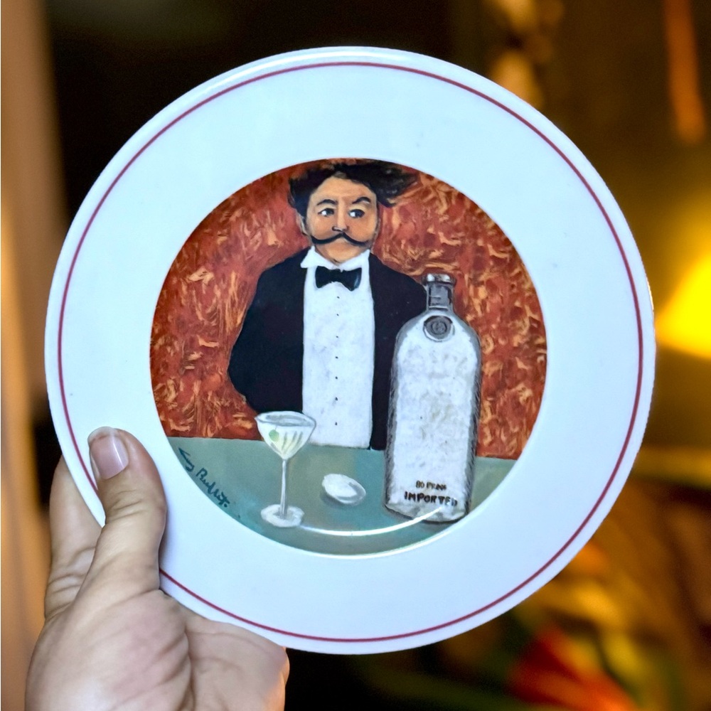Chic Bartender Design Small Plate